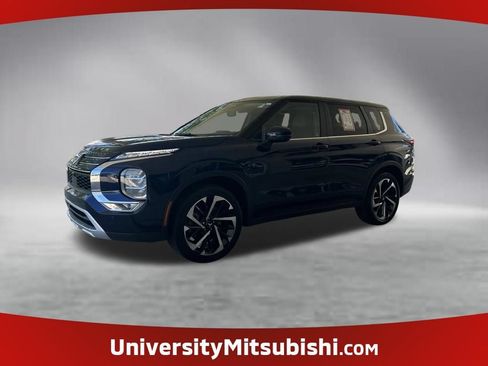 Used 2024 Mitsubishi Outlander SE Black Edition FWD image 1