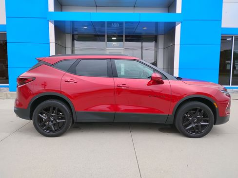 Used 2024 Chevrolet Blazer LT w/ Convenience Package FWD image 33