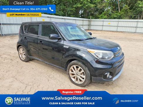 Used 2017 Kia Soul + FWD image 5