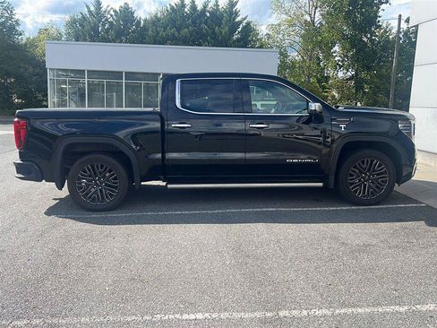 Used 2022 GMC Sierra 1500 Denali Ultimate AWD/4WD image 6