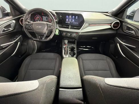 Certified 2024 Chevrolet Trax RS w/ Driver Confidence Package FWD image 32