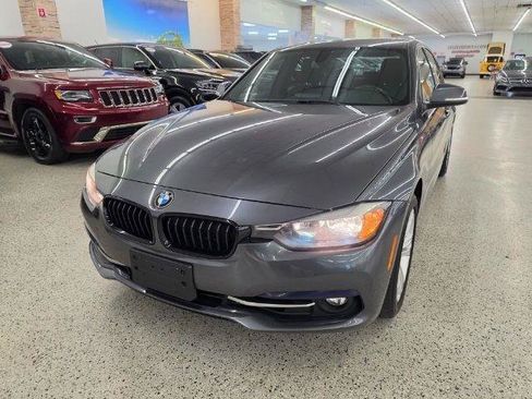 Used 2016 BMW 328i xDrive Sedan AWD/4WD image 2