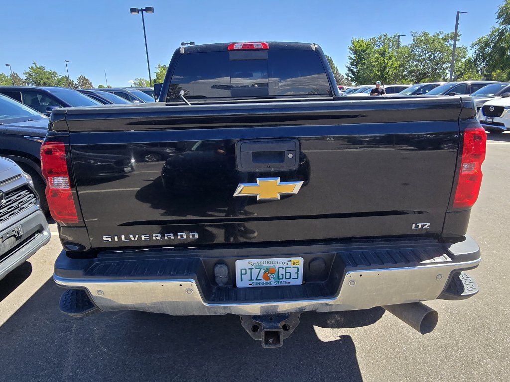 Used 2018 Chevrolet Silverado 2500 LTZ w/ Duramax Plus Package AWD/4WD image 3