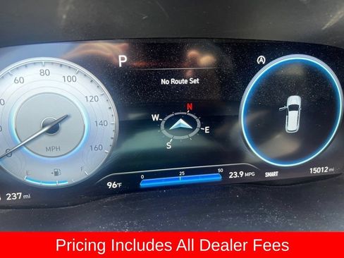 Used 2023 Hyundai Santa Fe Limited FWD image 22