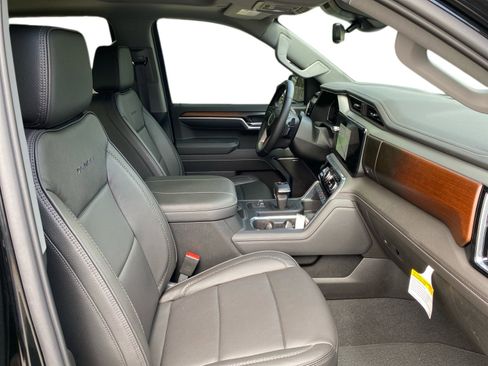 Used 2026 GMC Sierra 1500 Denali AWD/4WD image 16