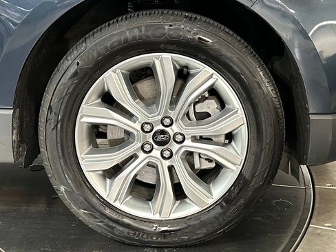 Used 2024 Ford Edge Titanium AWD/4WD image 25