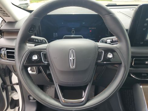 Used 2025 Lincoln Aviator Reserve w/ Illumination Package AWD/4WD image 14