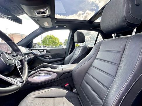 Used 2024 Mercedes-Benz GLE 350 4MATIC image 23