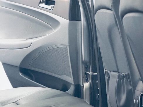 Used 2012 Hyundai Sonata Hybrid w/ Leather Pkg image 11