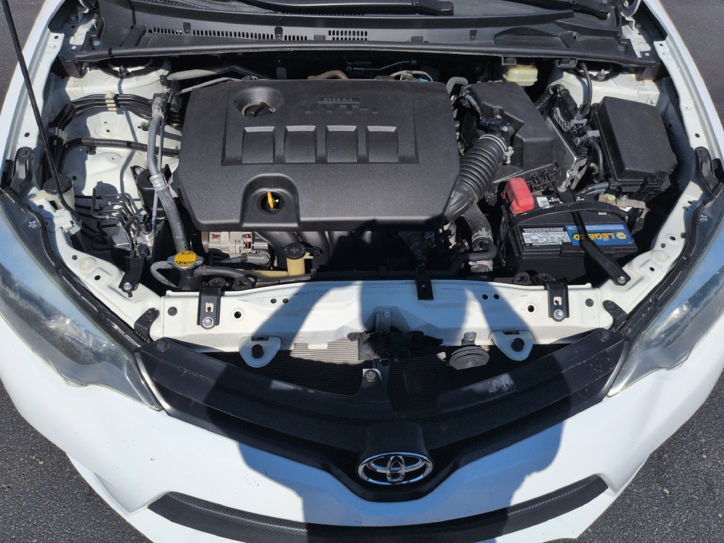 Used 2015 Toyota Corolla L FWD image 21
