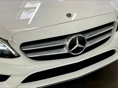 Used 2021 Mercedes-Benz C 300 Sedan image 33