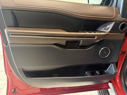 Used 2021 Ford Expedition King Ranch image 16