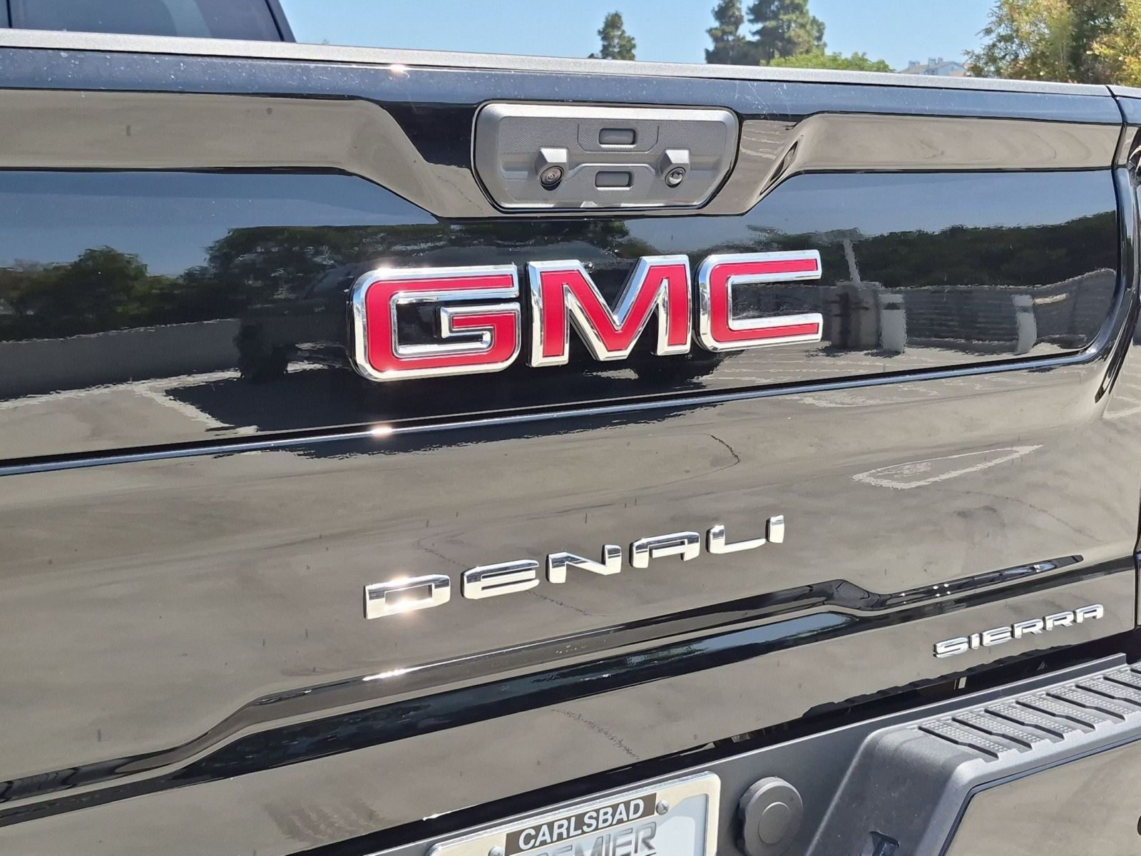 New 2026 GMC Sierra 2500 Denali w/ Denali Reserve Package AWD/4WD image 31