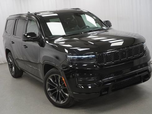 Certified 2025 Jeep Grand Wagoneer Series III w/ Quick Order Packagew 28T image 9