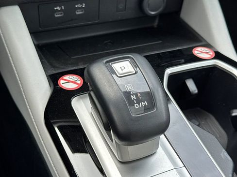 Used 2025 Mitsubishi Outlander SEL image 23