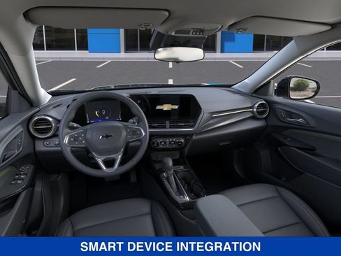 New 2026 Chevrolet Trax ACTIV w/ Driver Confidence Package FWD image 16