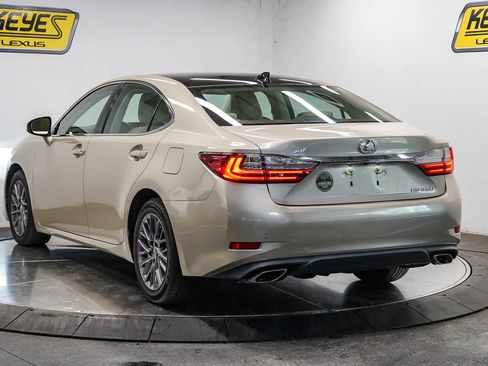 Used 2018 Lexus ES 350 w/ Navigation System Package FWD image 2