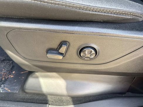 Used 2019 RAM 1500 Big Horn image 25