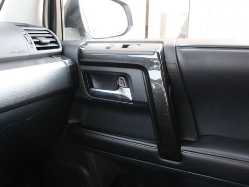 Used 2015 Toyota 4Runner TRD Pro AWD/4WD image 19