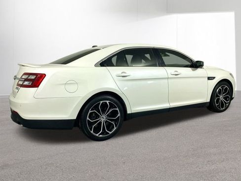 Used 2018 Ford Taurus SHO w/ Driver Assist Package image 35