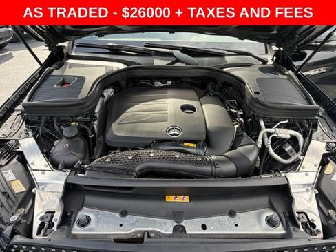 Used 2022 Mercedes-Benz GLC 300 image 11