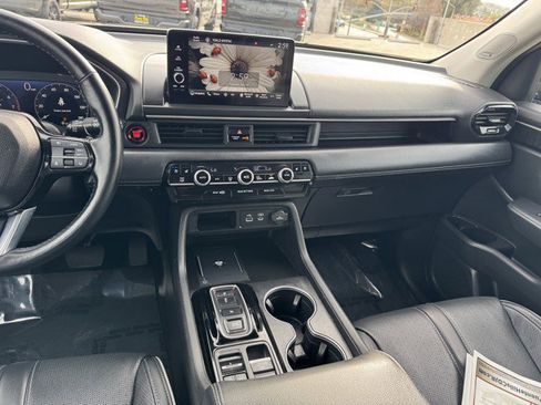Used 2023 Honda Pilot Elite image 16