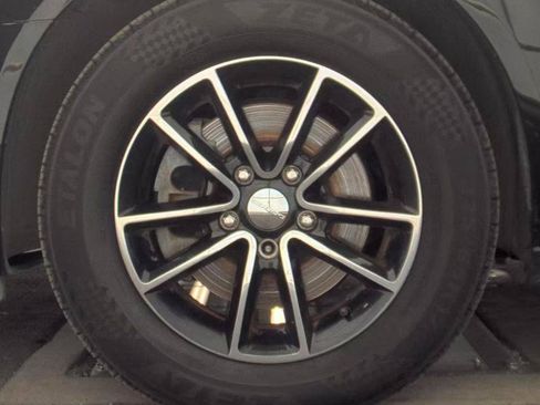 Used 2018 Dodge Grand Caravan GT FWD image 9