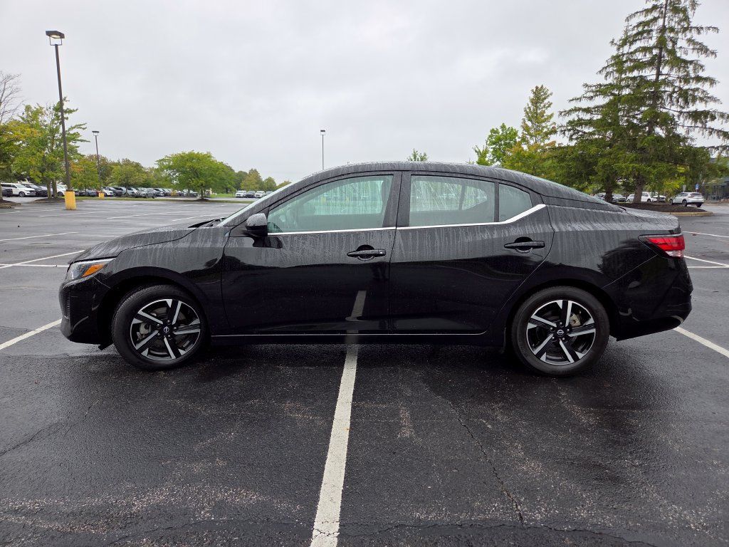 Used 2024 Nissan Sentra SV FWD image 17