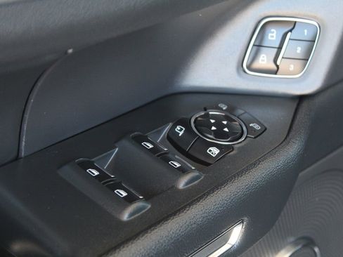 Used 2023 Ford Expedition XLT RWD image 40