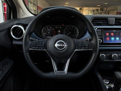 Used 2025 Nissan Versa SV FWD image 28