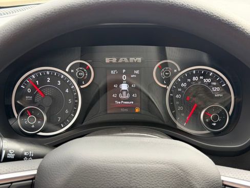New 2026 RAM 1500 Express RWD image 33
