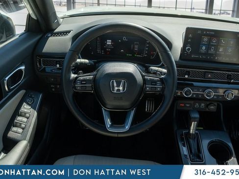 Used 2024 Honda Civic Sport Touring image 6