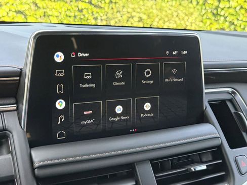 Used 2022 GMC Yukon XL AT4 w/ Max Trailering Package image 18