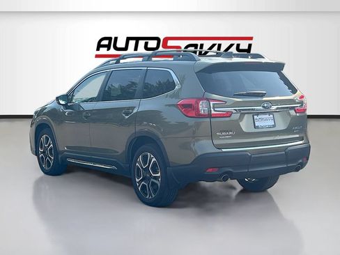 Used 2024 Subaru Ascent Limited w/ Technology Package AWD/4WD image 5