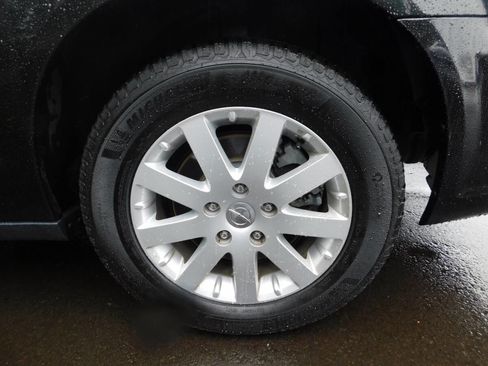 Used 2016 Chrysler Town & Country Touring image 20