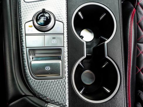 Used 2022 Genesis G70 3.3T image 20