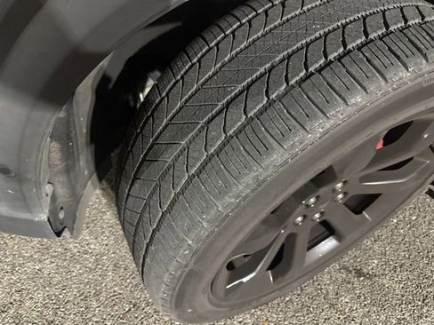 Used 2020 Ford Explorer ST w/ ST High-Performance Pack image 9