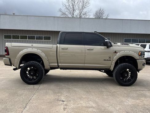Used 2024 RAM 2500 Limited AWD/4WD image 2