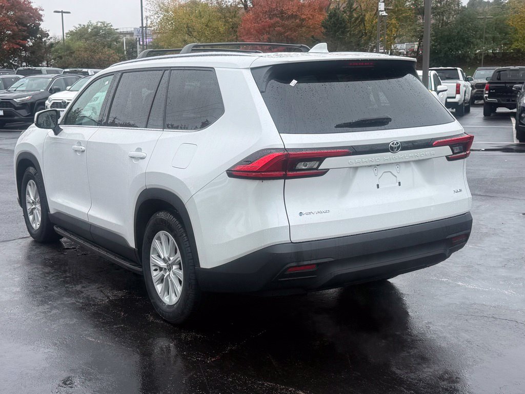 Certified 2024 Toyota Grand Highlander AWD Hybrid image 6
