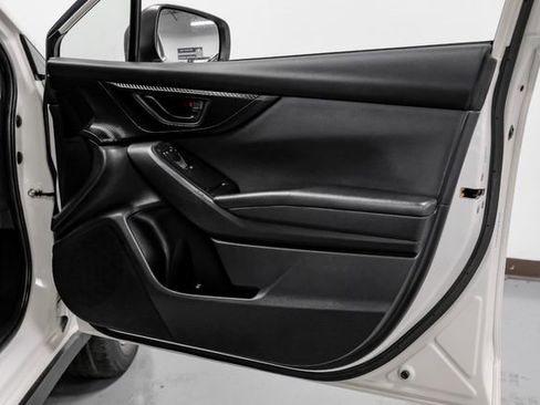 Used 2020 Subaru Crosstrek 2.0i Premium image 43