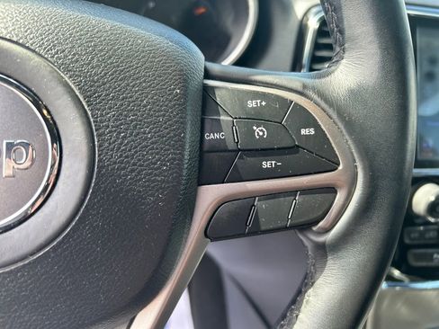 Used 2019 Jeep Grand Cherokee Limited w/ Luxury Group II AWD/4WD image 26