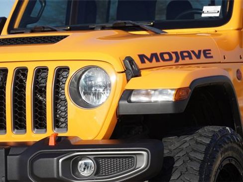Used 2021 Jeep Gladiator Mojave image 4