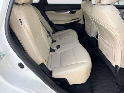 Used 2022 INFINITI QX50 Luxe AWD/4WD image 15