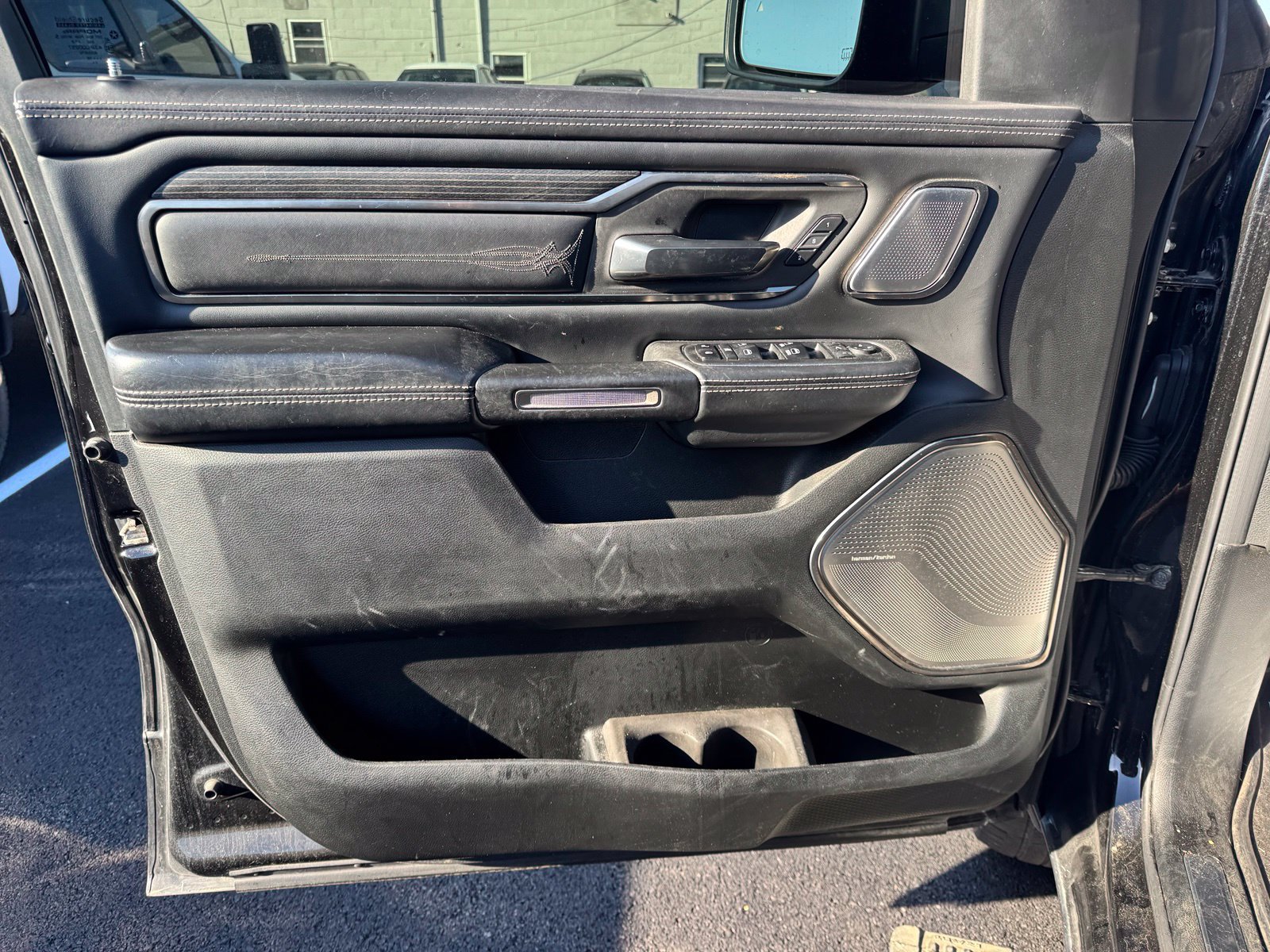 Used 2019 RAM 1500 Limited AWD/4WD image 11