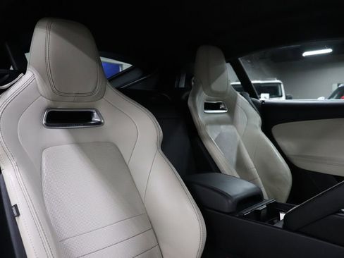 Used 2020 Jaguar F-TYPE Coupe image 16