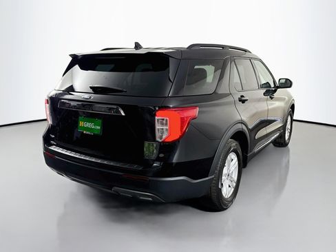 Used 2024 Ford Explorer XLT w/ Equipment Group 202A RWD image 10