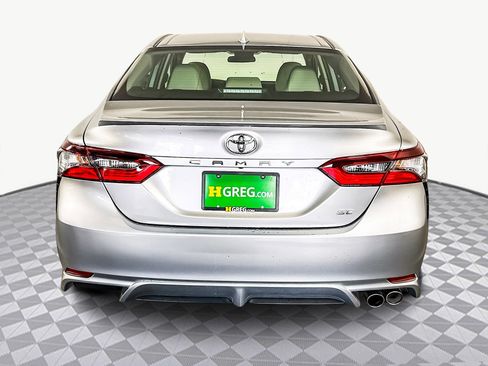 Used 2023 Toyota Camry SE image 8