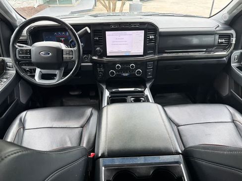 Used 2024 Ford F250 Lariat w/ Lariat Ultimate Package AWD/4WD image 18