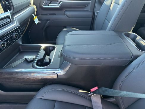 New 2026 Chevrolet Silverado 2500 LTZ w/ LTZ Convenience Package image 16