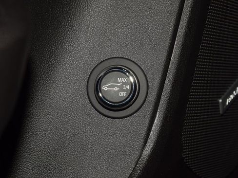 Used 2024 Chevrolet Blazer RS w/ Enhanced Convenience Package image 3